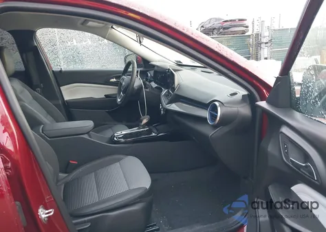 2025 Chevrolet Trax Fwd Lt z USA, uszkodzony, nr VIN KL77LHEP5SC188412